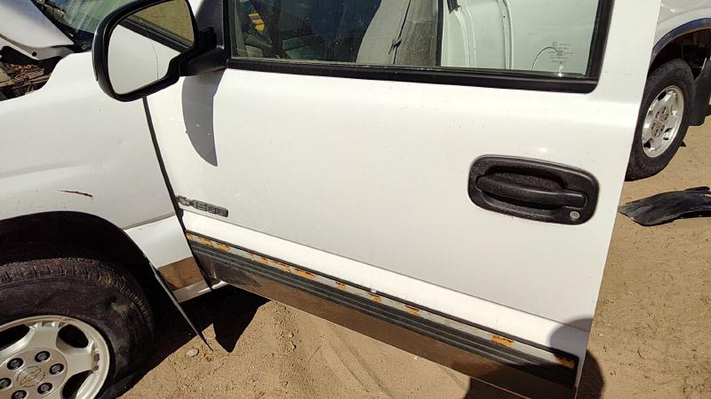 1999-2007 Chevrolet 1500 Silverado Pickup Front Door LH