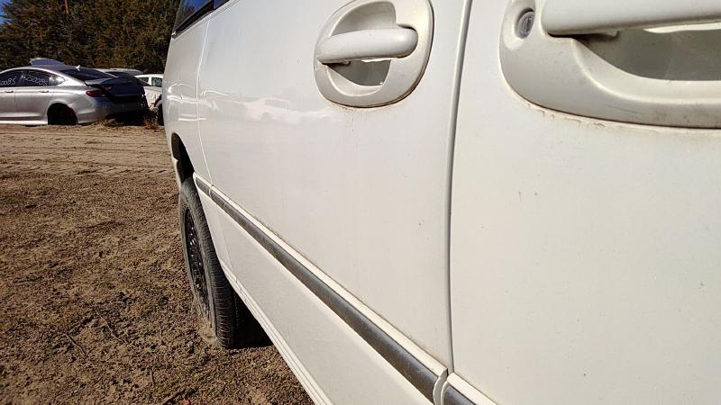 1996-2000 Chrysler Town & Country Rear Door RH