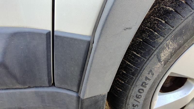 2010-2014 Subaru Legacy/ Outback Fender Moulding RH