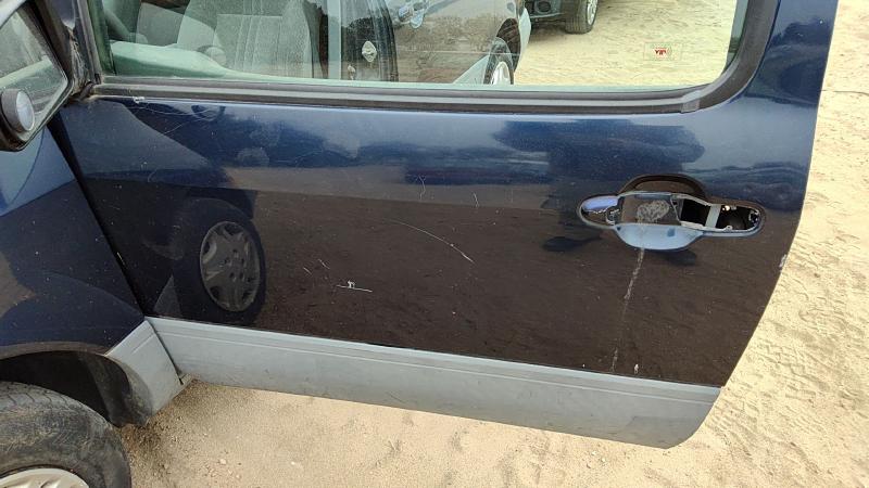 1998-2003 Toyota Sienna Front Door LH