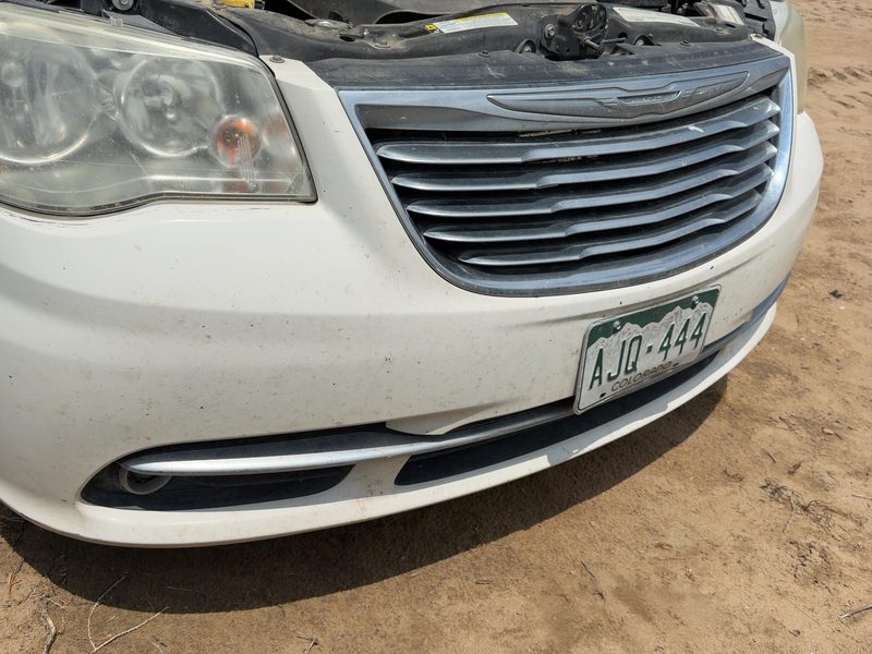 2011-2016 Chrysler Town & Country Front Bumper Assy.