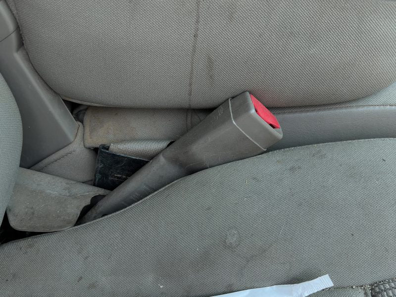 2002-2005 Dodge Ram Pickup 1500 Series Front Seat Belt RH