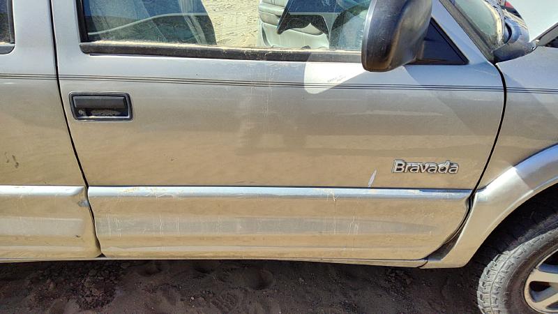 1998-2005 Olds Bravada Front Door RH