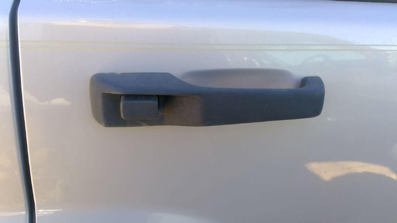 1994 Jeep Grand Cherokee Outside Door Handle RH