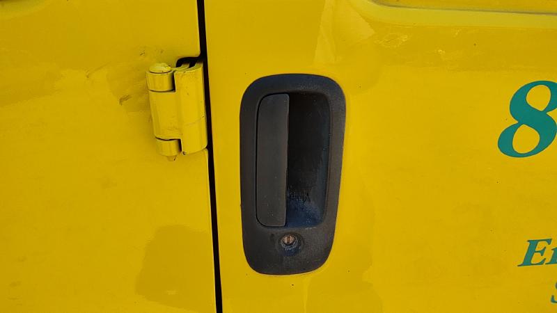 1996-2009 Chevrolet Van Express 3500 Series Outside Door Handle RH