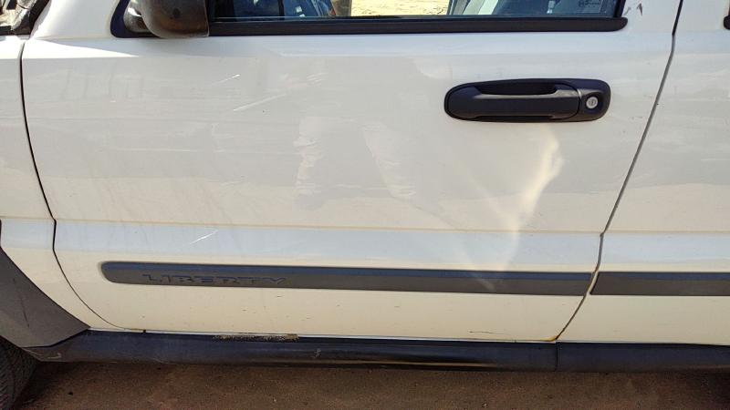 2002-2007 Jeep Liberty Front Door LH