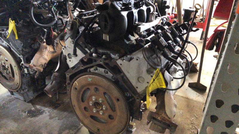 2005-2007 GMC Yukon Xl 1500 Series Engine Assembly/Motor