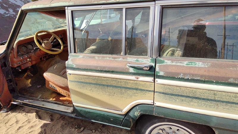 1979-1991 Jeep Grand Wagoneer Rear Door LH