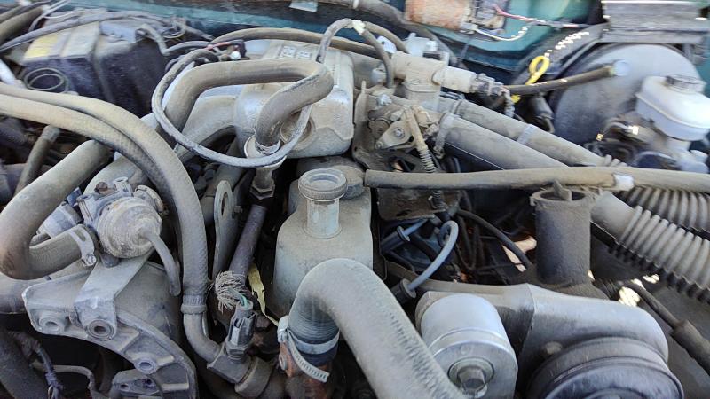 1987-1996 Ford Pickup F150 Series Cylinder Head