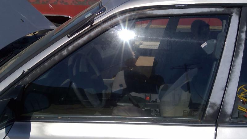 1988-1992 Toyota Corolla (also See FX 87-88) Front Door Glass/Window LH