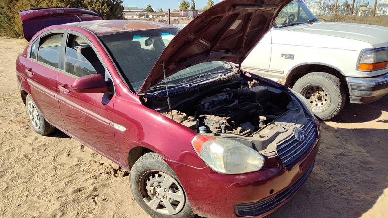 2007 Hyundai Accent Rear Knuckle/Stub Axle LH