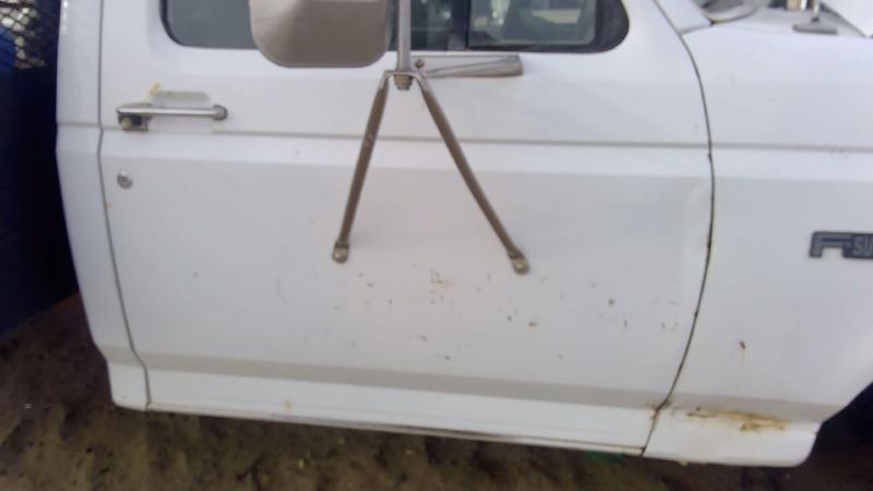 1995-1997 Ford Pickup F450 Series Front Door RH