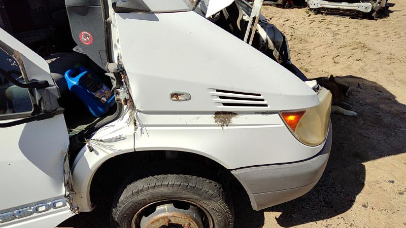 2002-2006 Dodge Van (sprinter 3500) Fender RH