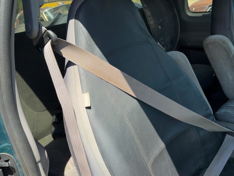 1998 Ford Pickup F150 Series Front Seat Belt RH
