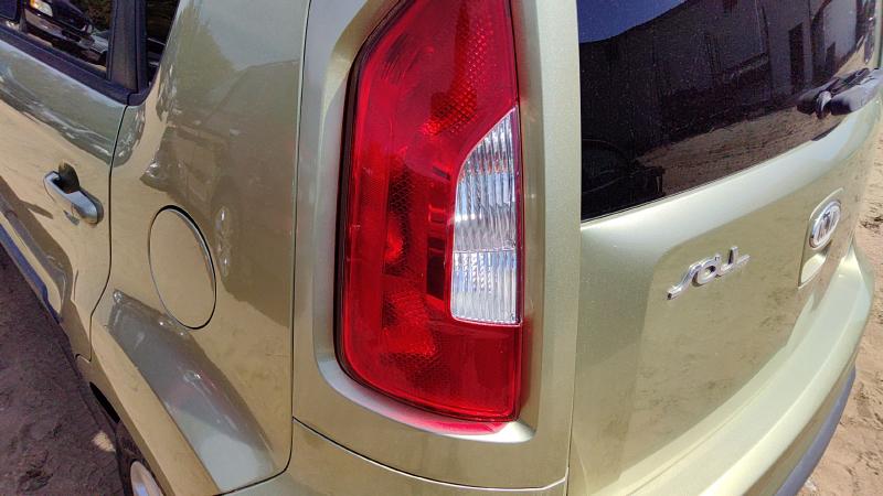2012 Kia Soul Quarter Panel Moulding LH