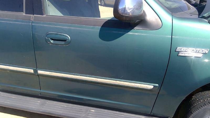 1997-2002 Ford Expedition Front Door RH