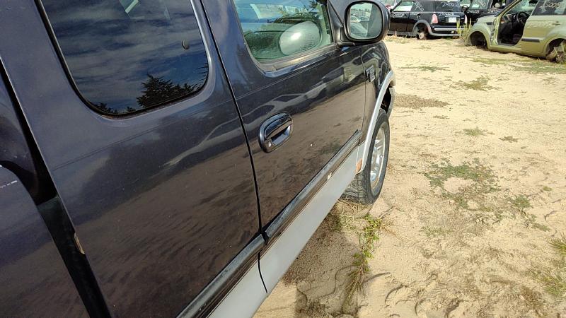1998-2004 Ford Pickup F150 Series Front Door RH