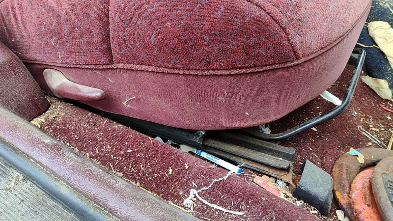 1998 Buick Lesabre (80 & Up) Seat Track
