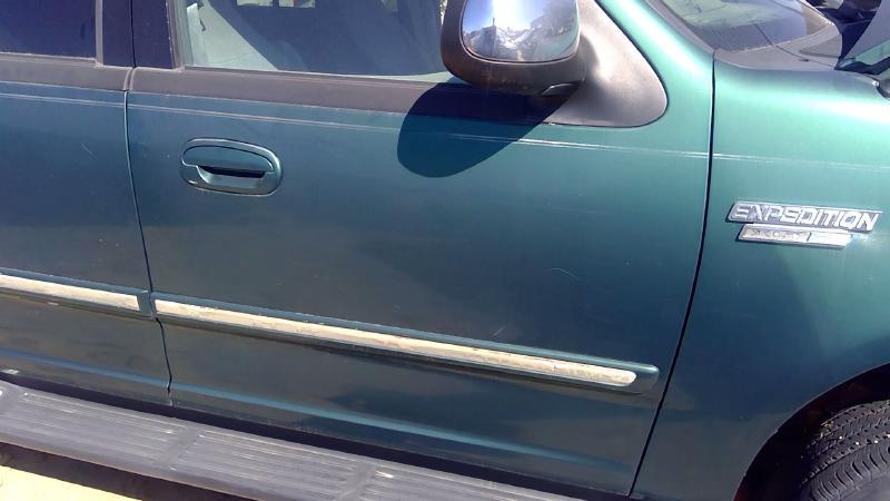 1997-2002 Ford Expedition Front Door RH