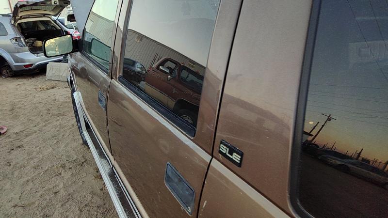 1992-2000 Chevy/gmc Suburban 1500 Series Rear Door LH