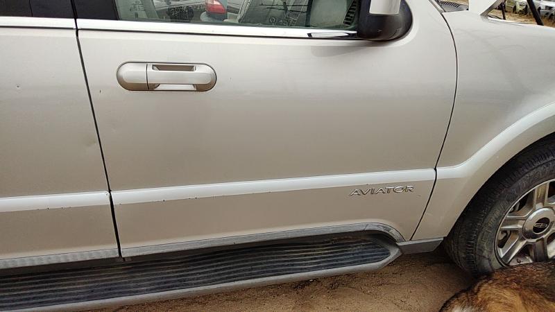 2003-2005 Lincoln Aviator Front Door RH