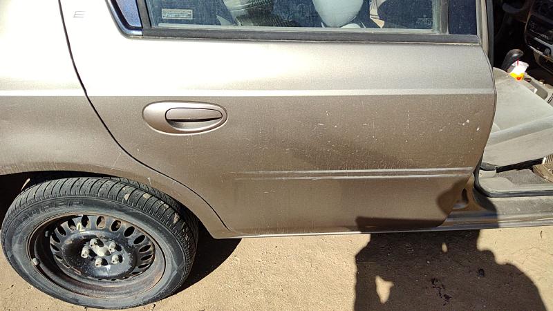 2000-2005 Neon Rear Door RH