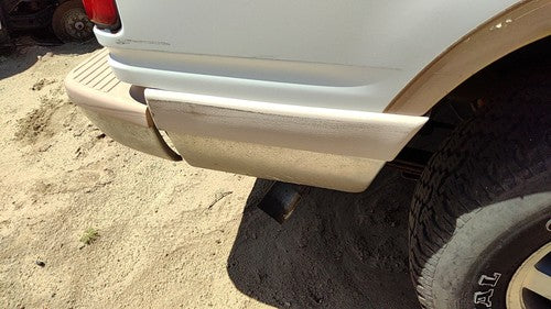 1991-1994 Ford Explorer Passenger Right Rear Moulding On Quarter Panel Oem White