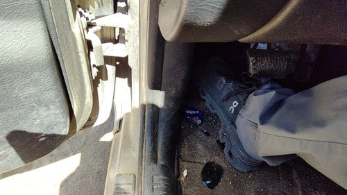 2003-2004 Jeep Liberty Driver Left Lower Kick Trim Panel Oem Gray Dv