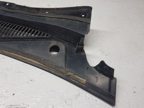 1999 Mercury Cougar Driver Left Windshield Wiper Cowl Vent Panel Oem Trim