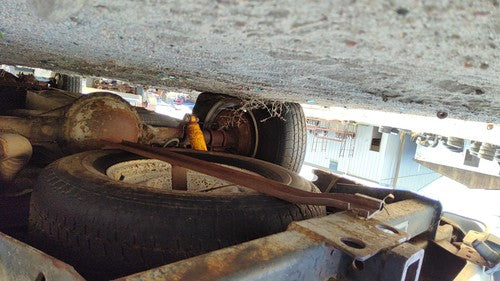 1984-1991 Jeep Grand Wagoneer Spare Tire Carrier Oem