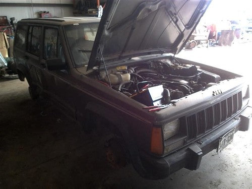 1990 Jeep Cherokee 4.0L Oem Valve Cover