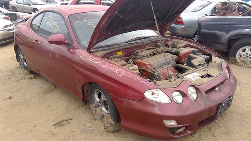 1997-2001 Hyundai Tiburon Valve Cover Oem 2.0L 2241023010