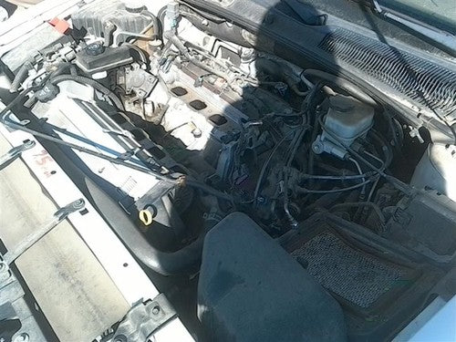 2001-2003 Oldsmobile Aurora Floor Shifter Assembly With Knob Used Automatic Tran