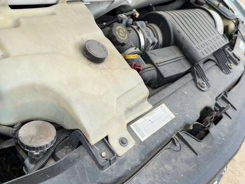 01-02 Express Van 2500 Radiator Cooling Fan Shroud Oem Plastic Housing 5.7L
