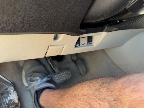 04-09 Prius Lower Dash Under Column Knee Bolster Trim Panel Oem Bisque Fe41
