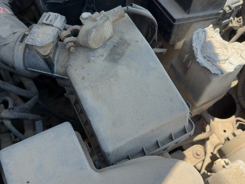 1999-2003 Mazda Protege Dx Air Intake Cleaner Filter Box Housing Oem 1.6L