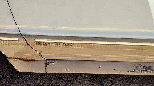 91-94 Ford Explorer Driver Left Front Moulding From Door Oem Trim Strip White