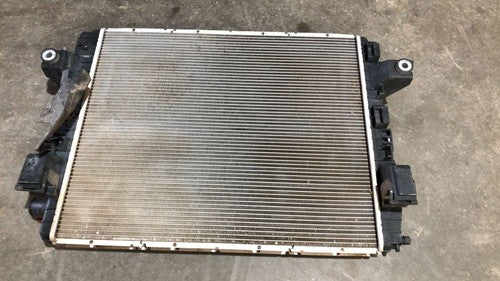 2013-2018 Dodge Ram 4500 Radiator With Fan Shroud Oem Cummins 6.7L At 4X4