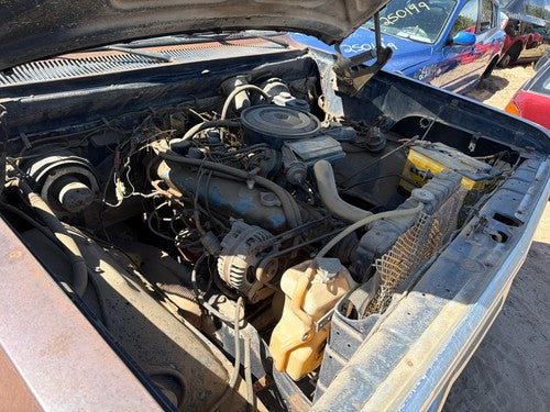 81-93 D150 Passenger Right Front Spindle Steering Knuckle With Wheel Hub 4X2