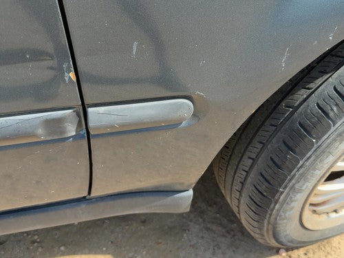 1996-2000 Honda Civic Passenger Right Moulding From Fender Oem Trim Strip