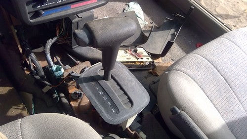 95-01 Saturn Sw2 Floor Shifter Lever Assembly Shift Unit Automatic Transmission