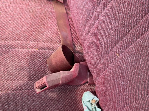 1987-1996 Dodge Dakota Driver Left Front Seat Belt Buckle Receiver Oem Red