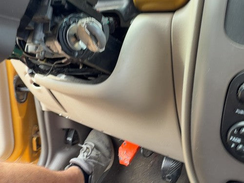 01-05 Pt Cruiser Lower Dash Under Column Knee Bolster Trim Panel Taupe/Beige Fl