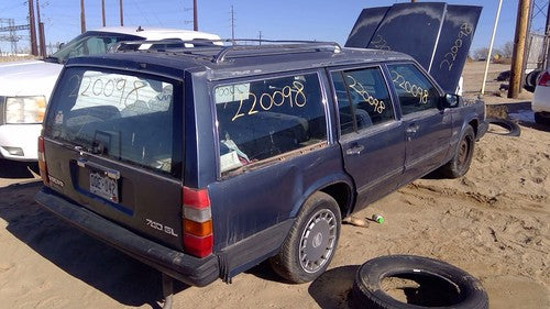 1989-1992 Volvo 740 Distributor B230f At 81112153