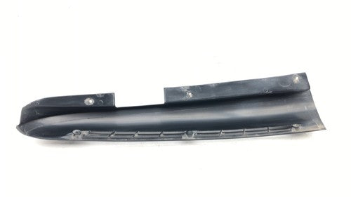 1992-1999 Chevy Suburban Passenger Right Rear Moulding On Corner Panel Oem