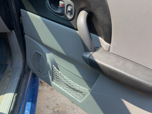 04-05 Vue Redline Passenger Right Front Door Trim Panel With Switches Gray 17D
