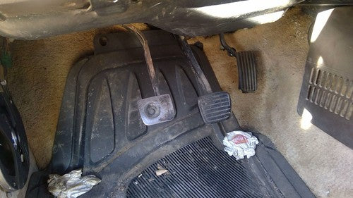 1981-1986 Isuzu Pup Pickup Complete Clutch And Brake Pedal Assembly Oem