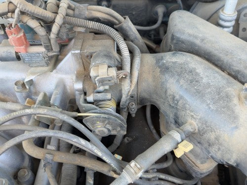 1993-1995 Isuzu Rodeo Throttle Body Valve Oem With Sensors 3.2L 4375846