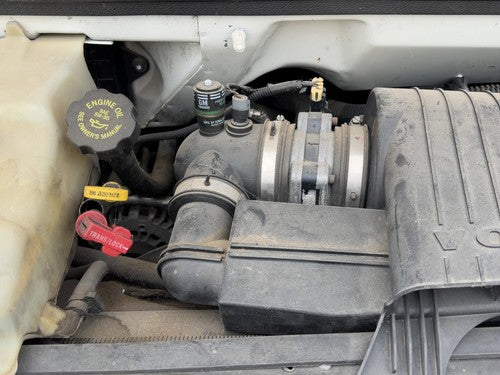 01-02 Express Van 2500 Air Intake Cleaner Filter Box Housing With Tube 5.7L