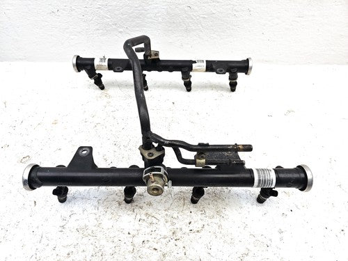 01-07 Silverado 1500 Complete Fuel Rail With Injectors Set Loaded Oem 5.3L 4X4